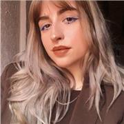 Profesora de diseño de interiores con 3 años de experiencia laboral y 5 años de experiencia académica.